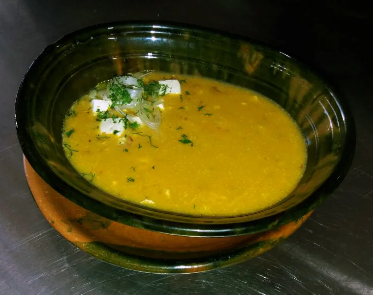 Repe lojano con quesillo y cilantro